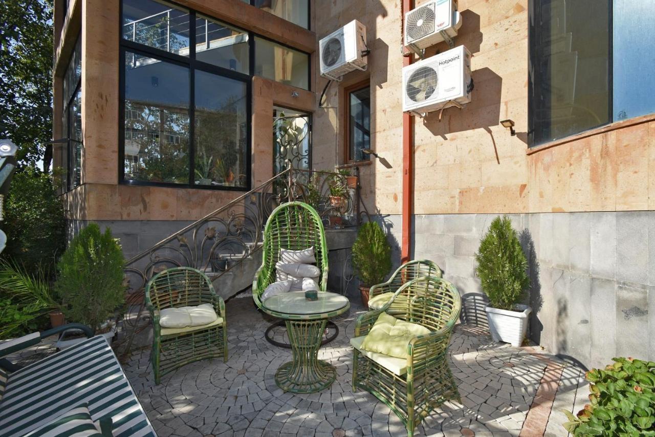 Villa In Nork Yerevan Bagian luar foto