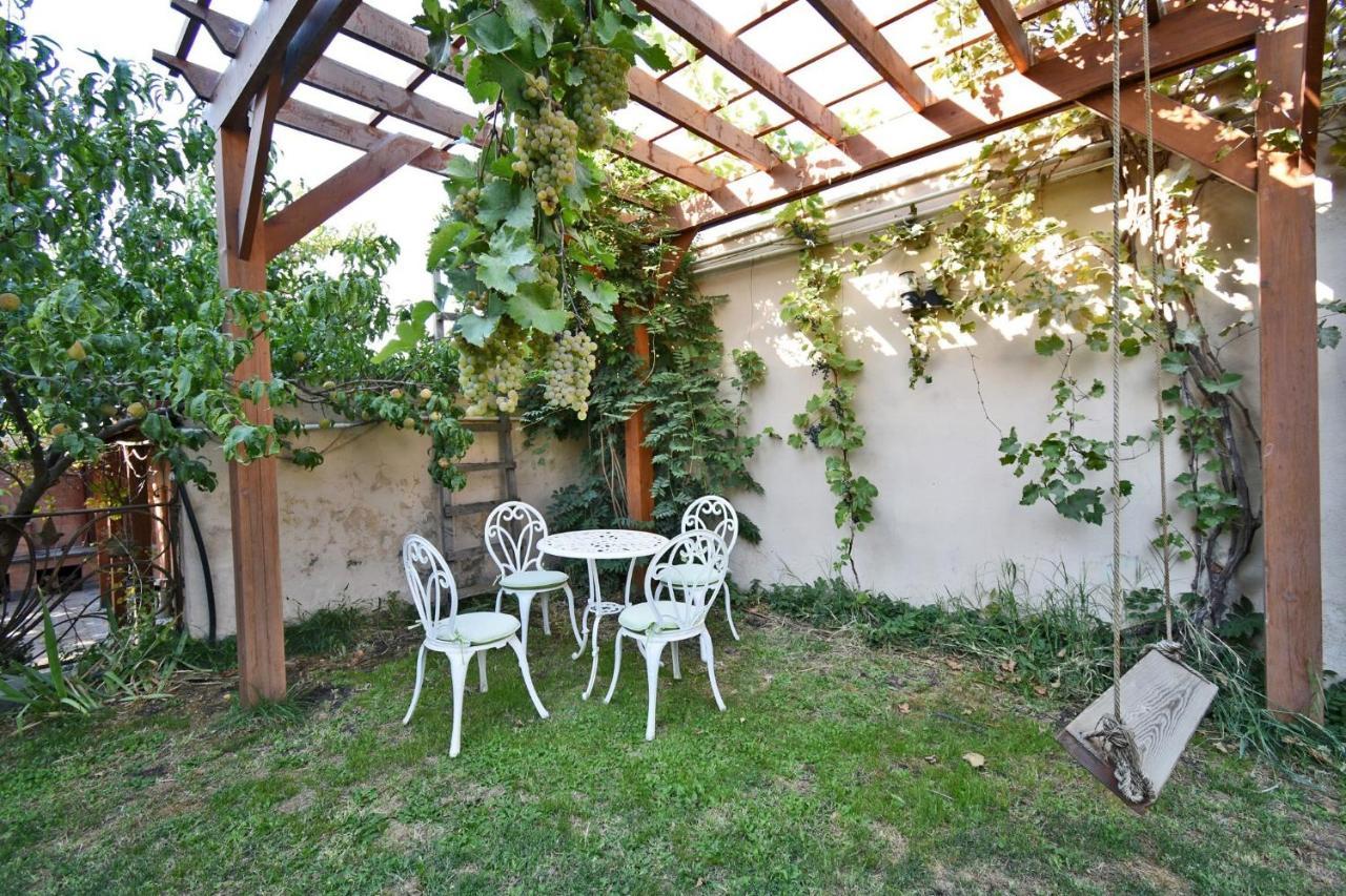 Villa In Nork Yerevan Bagian luar foto