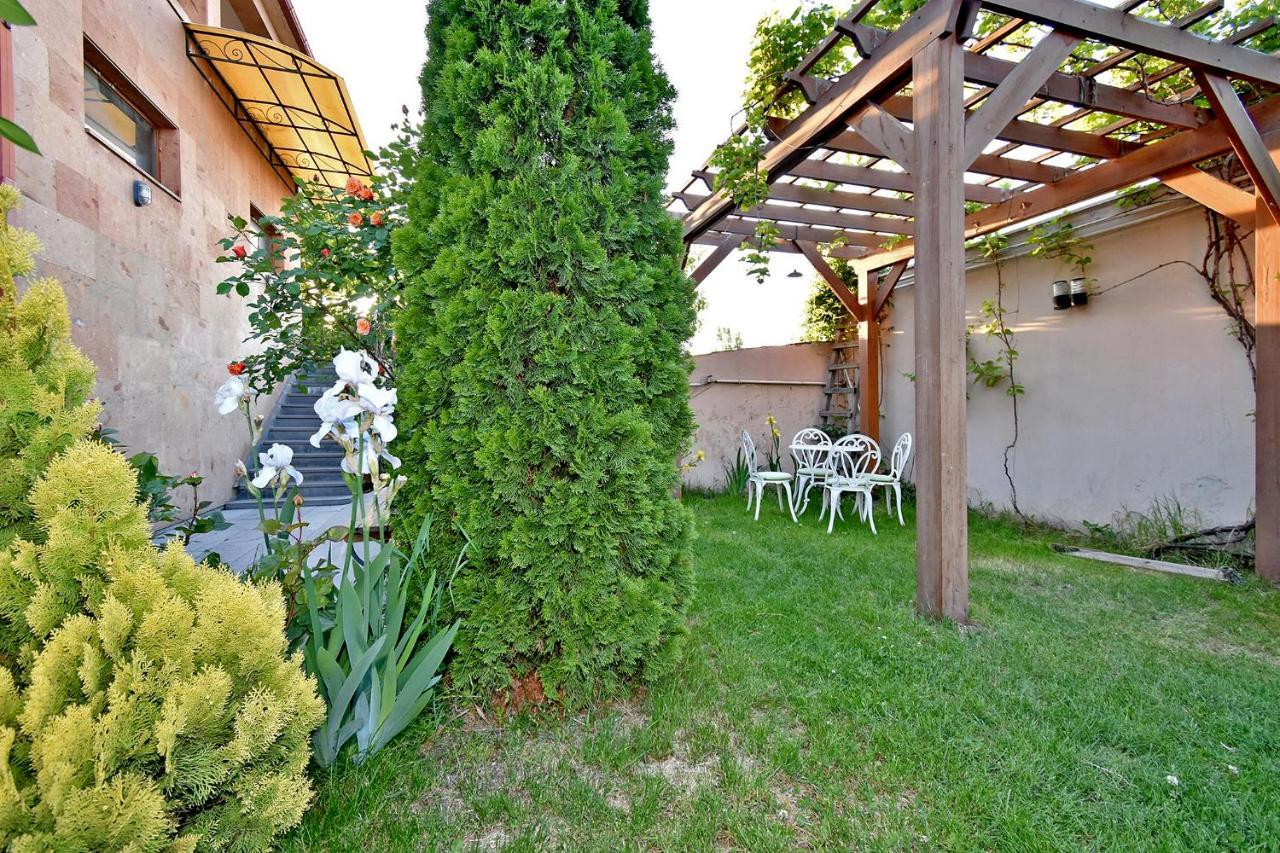 Villa In Nork Yerevan Bagian luar foto