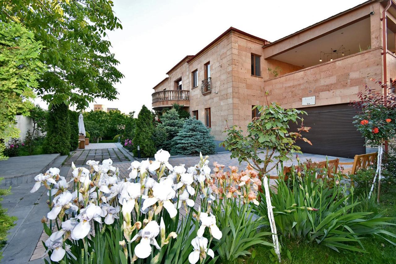 Villa In Nork Yerevan Bagian luar foto