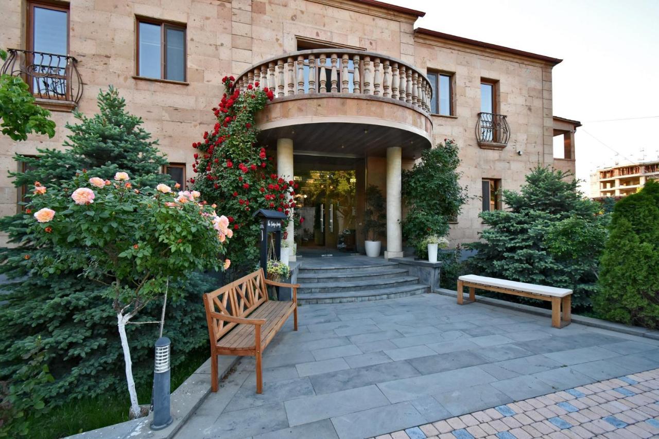 Villa In Nork Yerevan Bagian luar foto